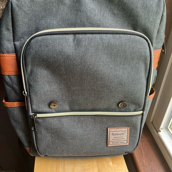 Laptop Backback - Picture 5 of 14